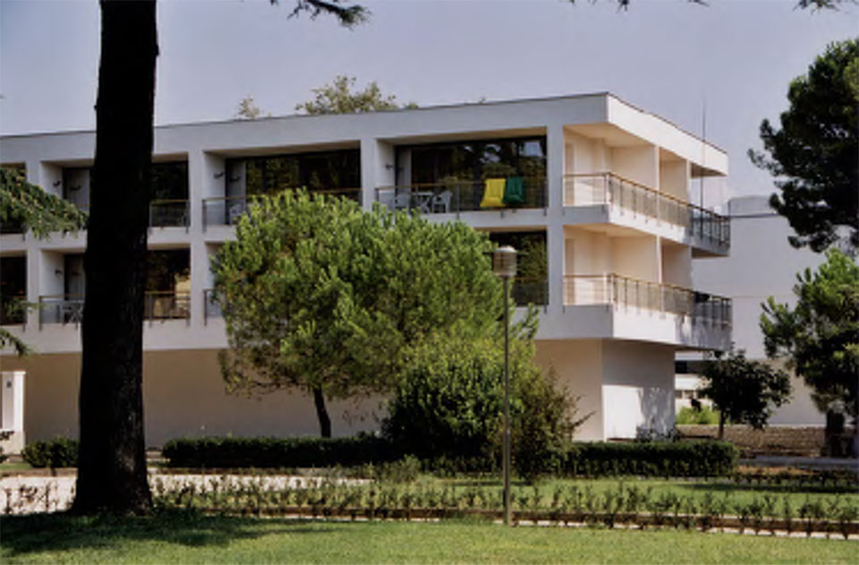 Aussenansicht Hotel Borik Zadar bei Tag